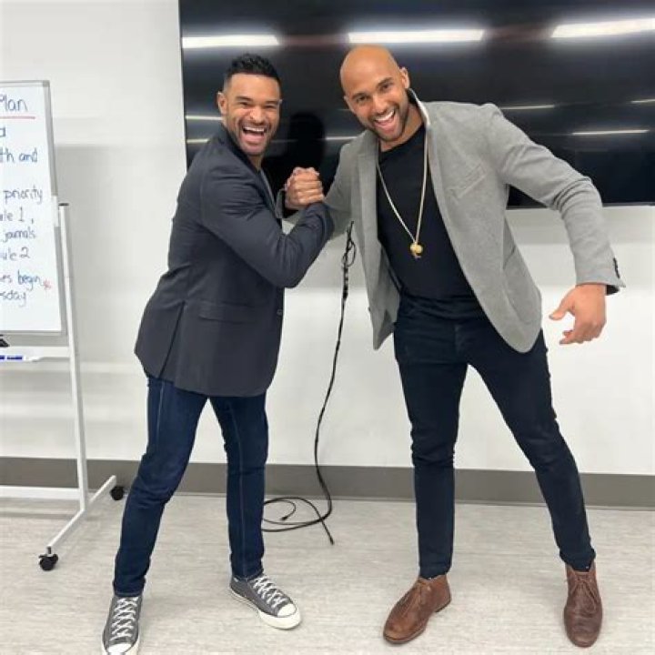 Michael Crouse Biography, Age, Height, Wife, Net Worth, Family