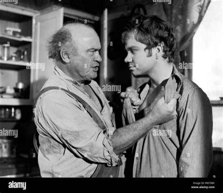 Michael J. Pollard Biography, Age, Height, Wife, Net Worth, Family