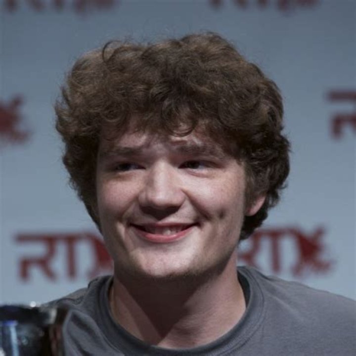 Michael Jones Biography, Age, Height, Wife, Net Worth, Family