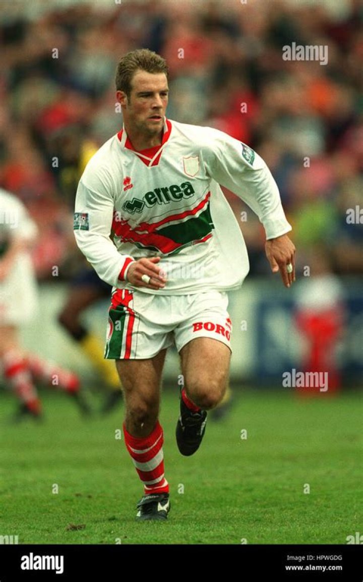 Michael McElhatton Biography, Age, Height, Wife, Net Worth, Family