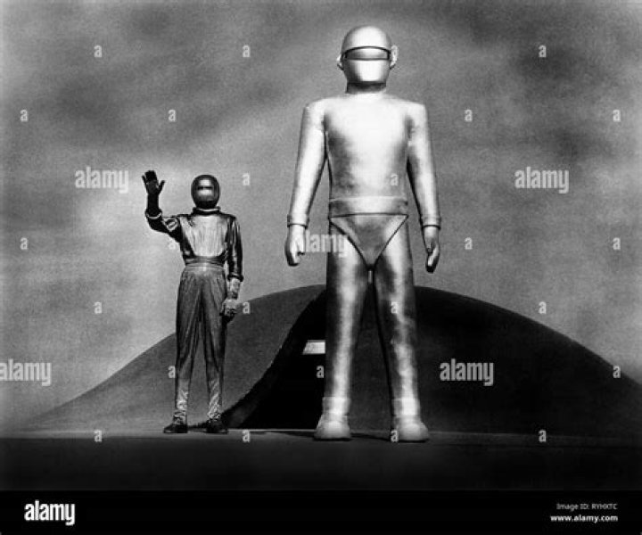 Michael Rennie Biography, Age, Height, Wife, Net Worth, Family