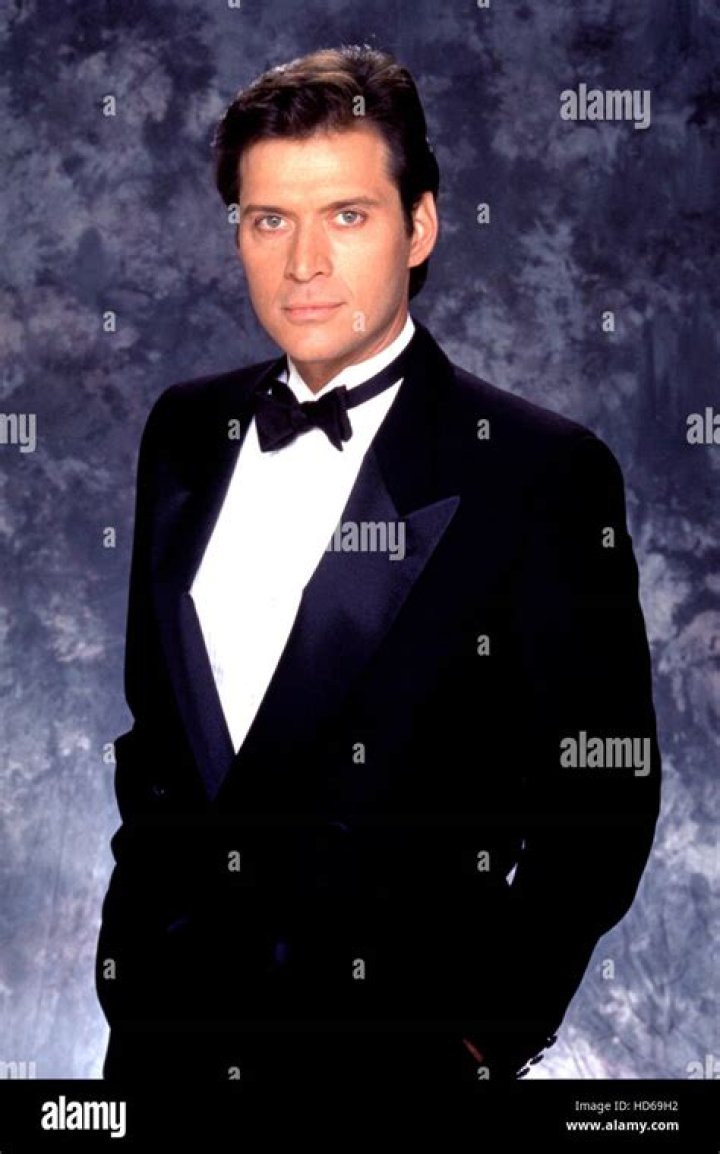 Michael Sabatino Biography, Age, Height, Wife, Net Worth, Family