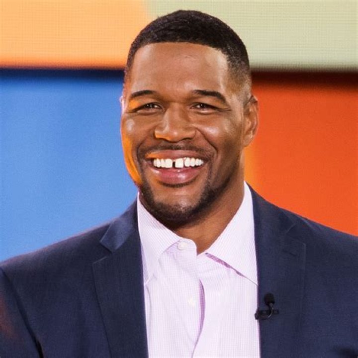 Michael Strahan Biography, Age, Height, Wife, Net Worth, Family