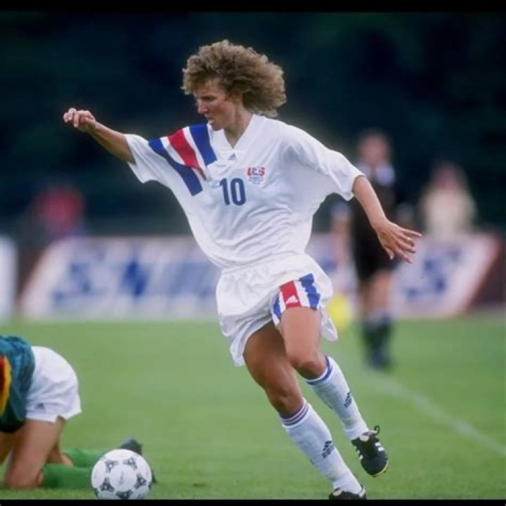 Michelle Akers Biography, Age, Height, Husband, Net Worth, Family