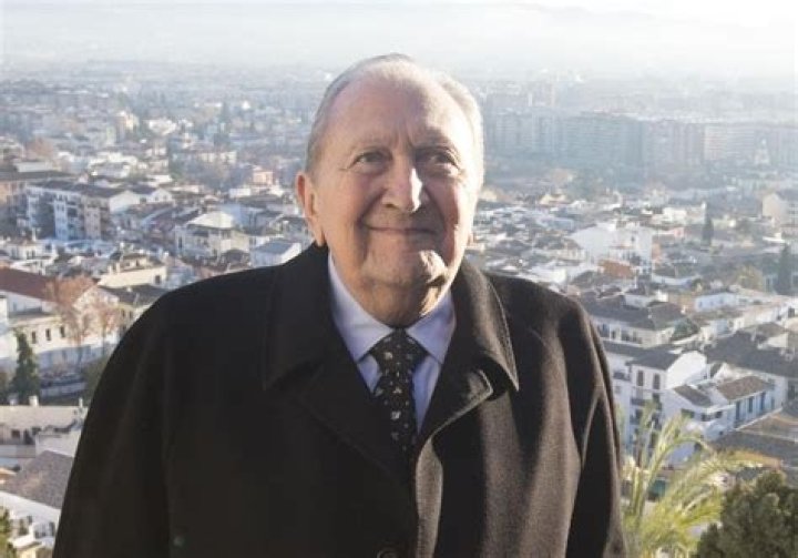 Miguel Rodríguez Biography, Age, Height, Wife, Net Worth, Family