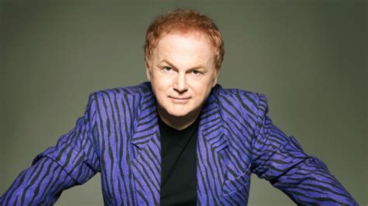 Mike Batt Biography, Age, Height, Wife, Net Worth, Family