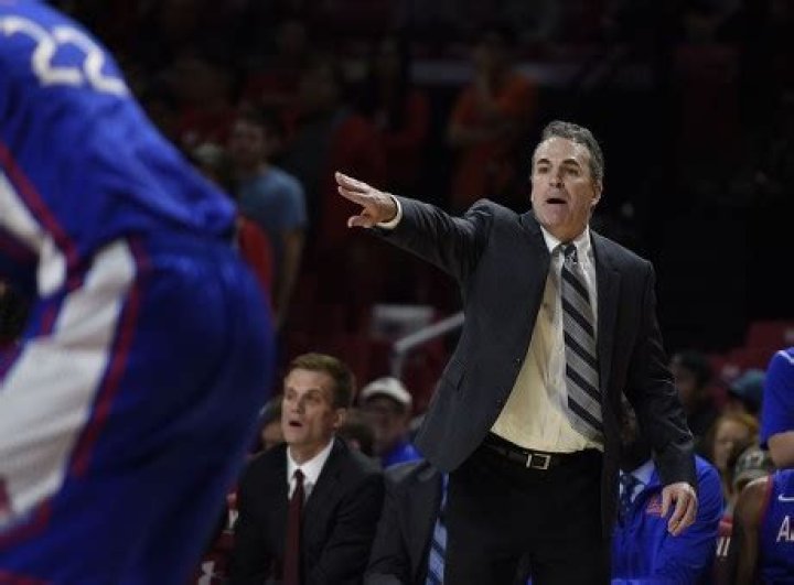 Mike Brennan Biography, Age, Height, Wife, Net Worth, Family