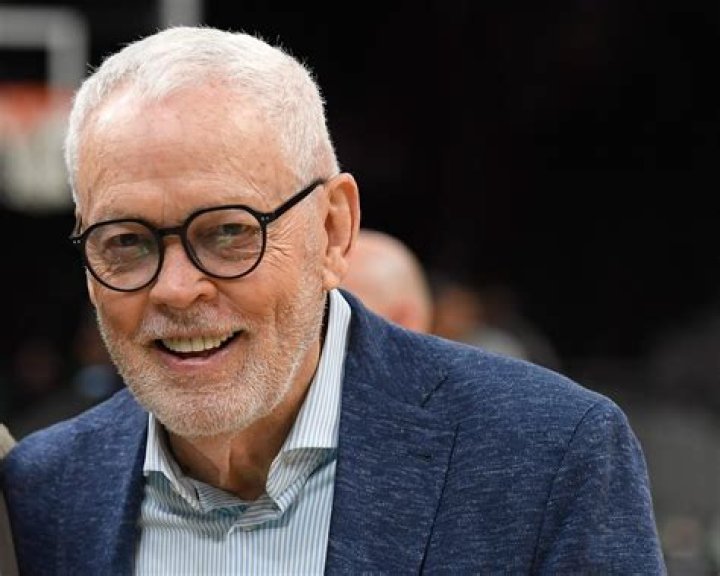Mike Gorman Biography, Age, Height, Wife, Net Worth and Family