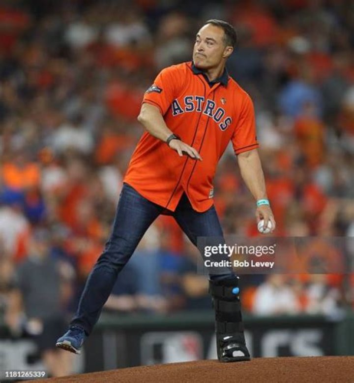 Mike Hampton Biography, Age, Height, Wife, Net Worth, Family