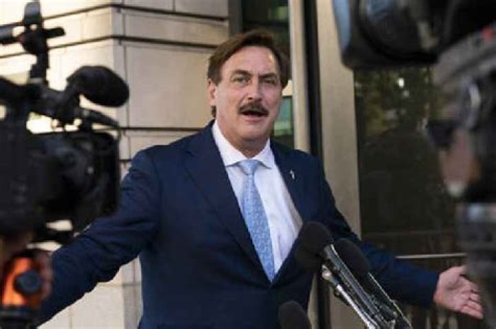Mike Lindell Biography, Age, Height, Wife, Net Worth, Family