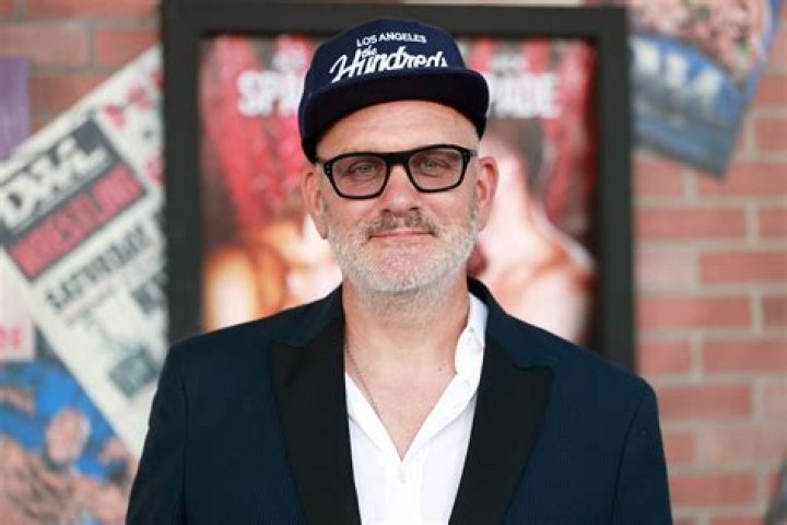 Mike O'Malley Biography, Age, Height, Wife, Net Worth, Family