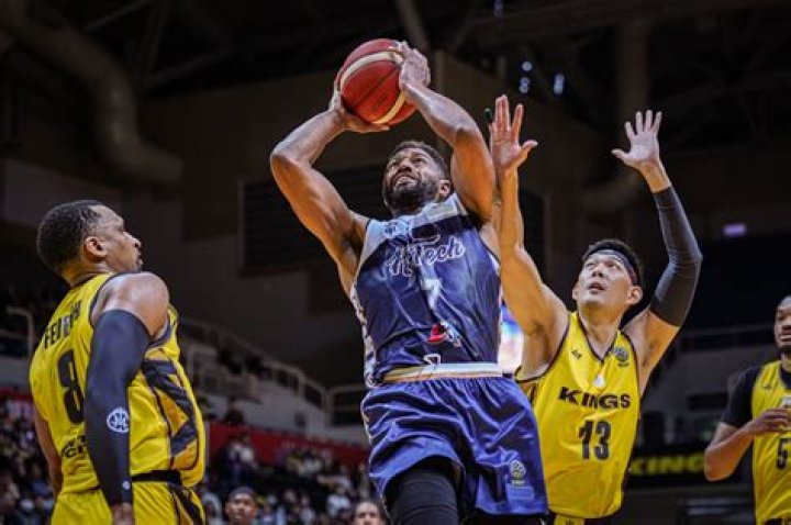 Mike Singletary Biography, Age, Height, Net Worth, Family