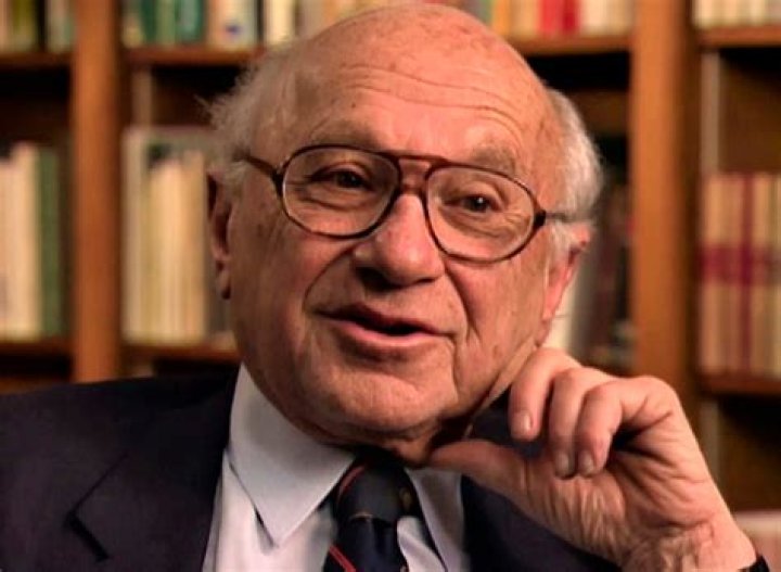 Milton Friedman Biography, Age, Height, Wife, Net Worth, Family