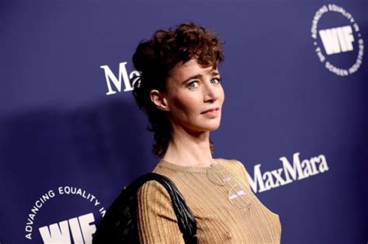 Miranda July Biography, Age, Height, Husband, Net Worth, Family