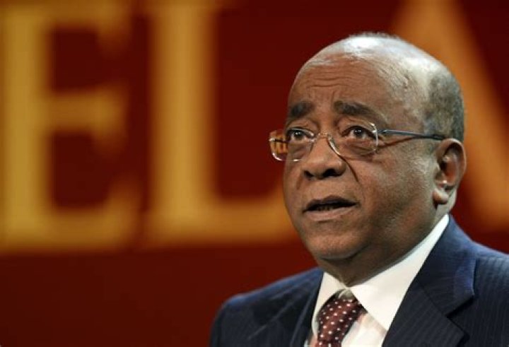 Mo Ibrahim Biography, Age, Height, Wife, Net Worth and Family