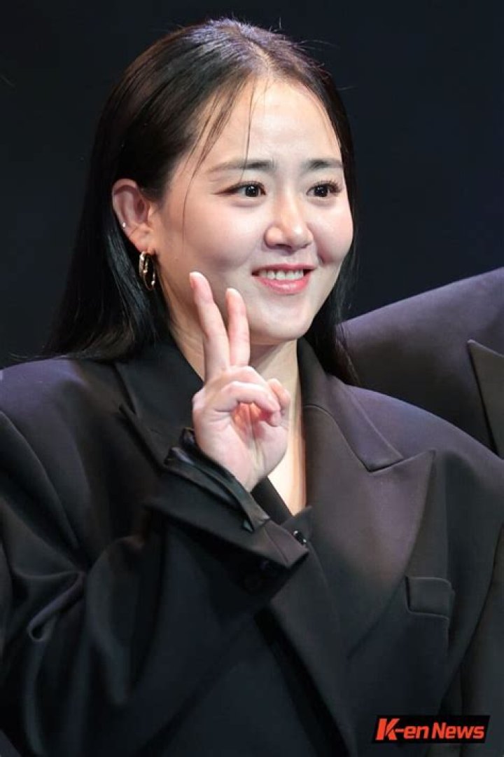 Moon Geun-young Biography, Age, Height, Husband, Net Worth, Family