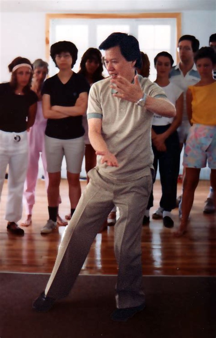 Moy Lin-shin Biography, Age, Height, Wife, Net Worth and Family