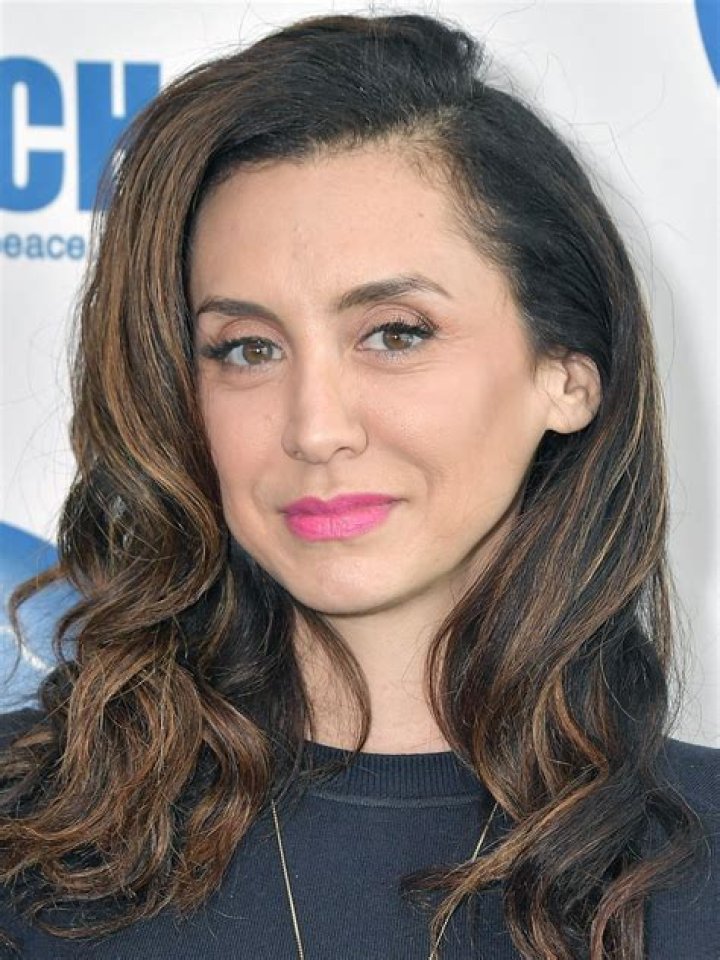 Mozhan Marnò Biography, Age, Height, Husband, Net Worth, Family