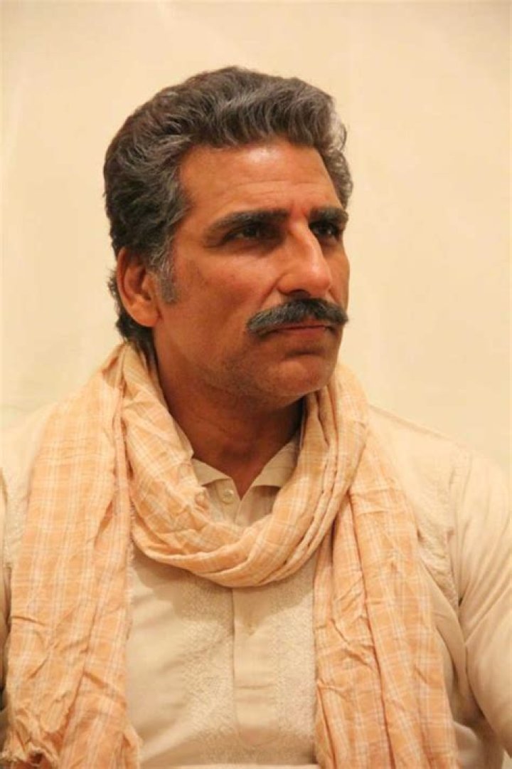 Mukesh Rishi Biography, Age, Height, Wife, Net Worth, Family