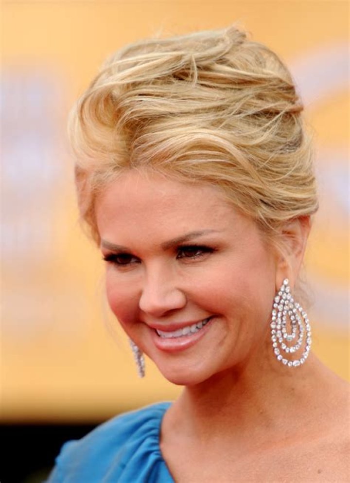 Nancy O'Dell biografía, edad, altura, esposa, net worth, familia