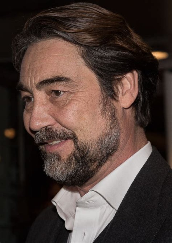 Nathaniel Parker biografía, edad, altura, esposo, net worth, familia