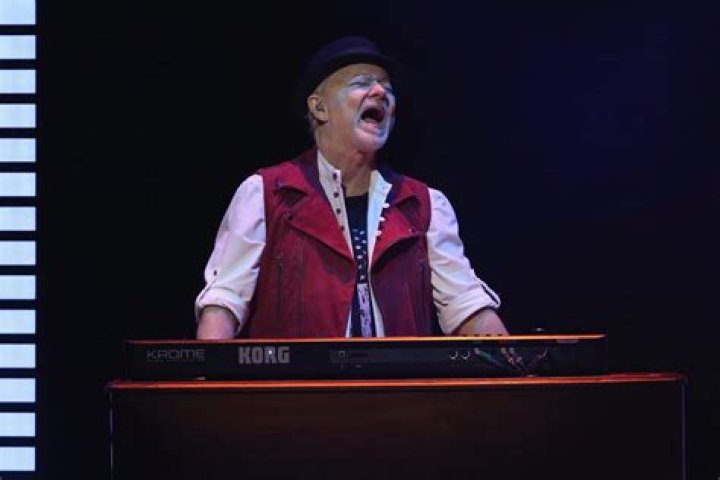 Neal Doughty Biography, Age, Height, Wife, Net Worth, Family