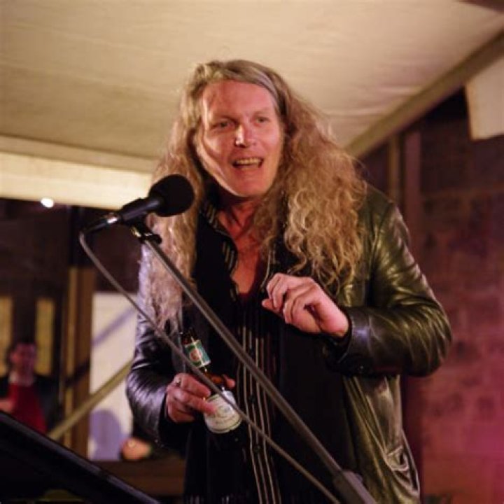 Niall Lucy Biography, Age, Height, Wife, Net Worth, Family