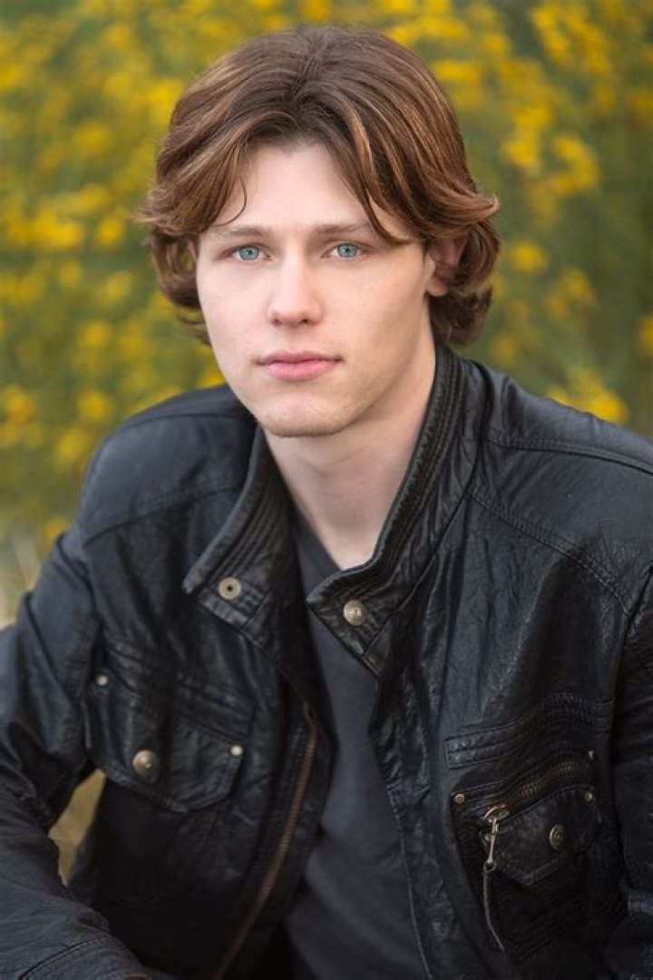 Nick Eversman Biography, Age, Height, Wife, Net Worth, Family