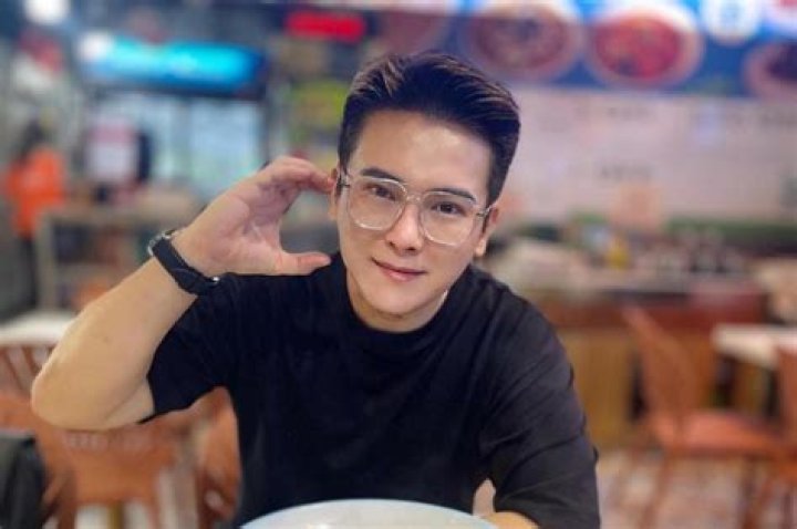 Nick Shen Biography, Age, Height, Wife, Net Worth, Family
