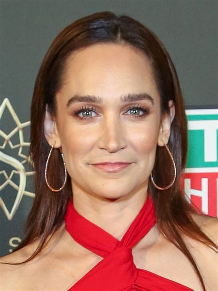 Nicole da Silva biografía, edad, altura, esposa, net worth, familia