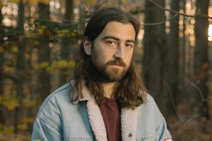 Noah Kahan Biography, Age, Height, Wife, Net Worth, Family