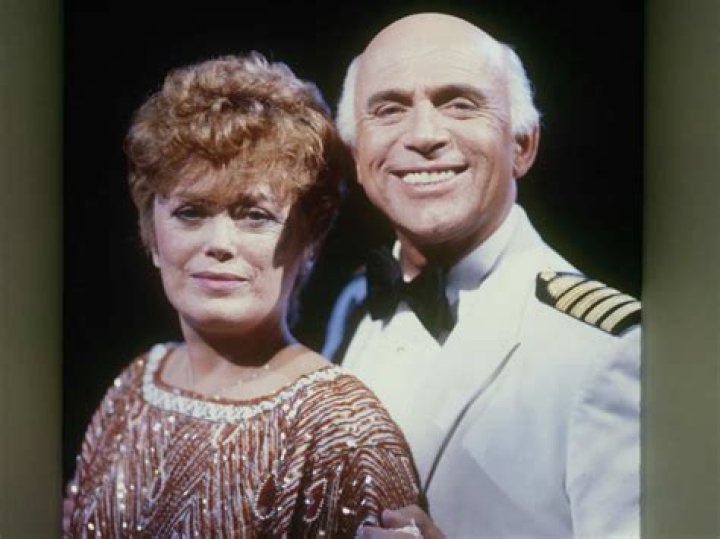 Norman Hartweg Biography, Age, Height, Wife, Net Worth, Family