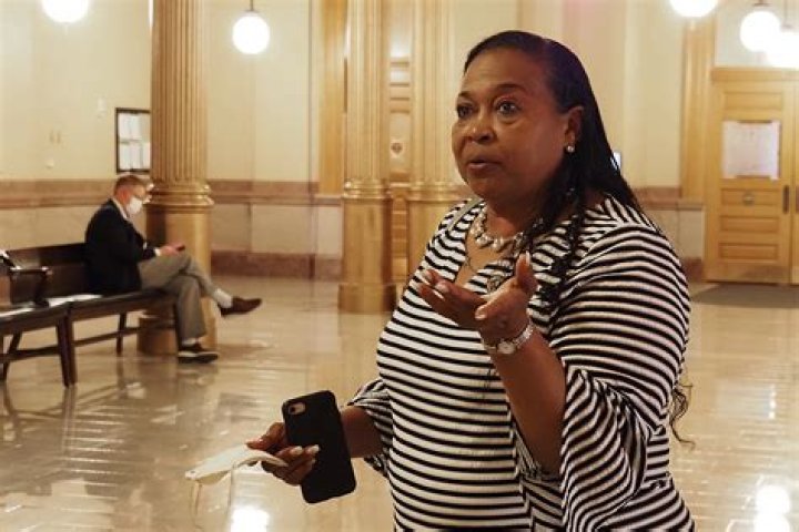 Oletha Faust-Goudeau Biography, Age, Height, Husband, Net Worth, Family