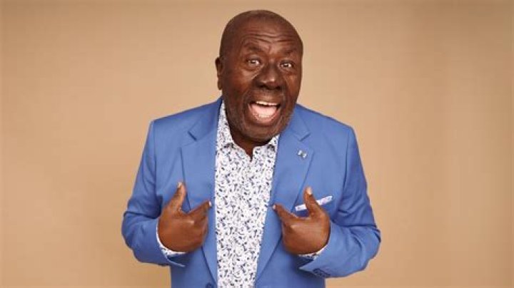 Oliver Samuels biografía, edad, altura, esposo, net worth, familia