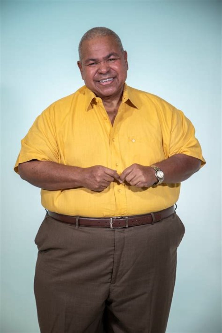 Otilio Warrington Biography, Age, Height, Wife, Net Worth and Family