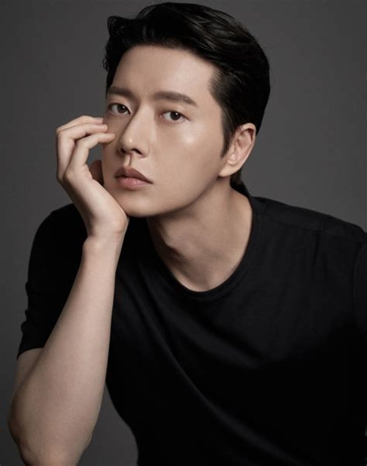 Park Hae-jin Biography, Age, Height, Wife, Net Worth, Family