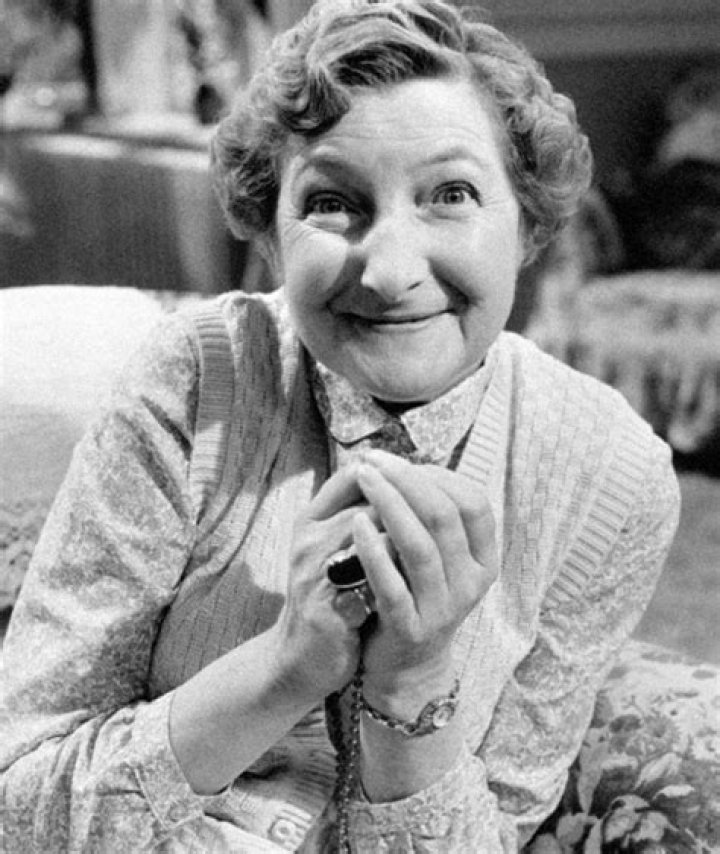 Pat Coombs Biography, Age, Height, Husband, Net Worth, Family