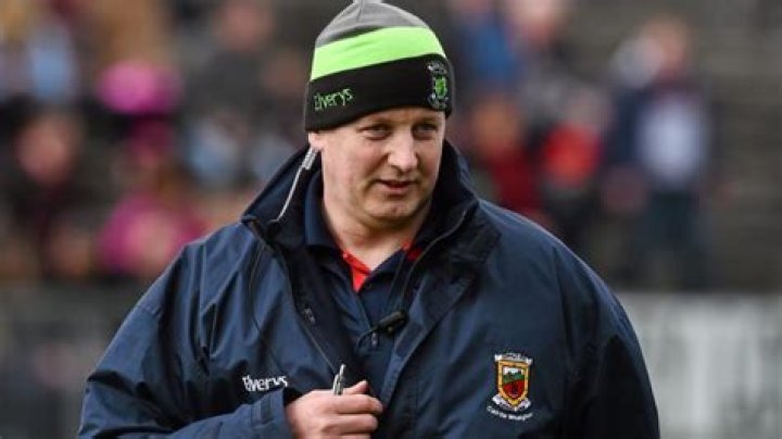 Pat Holmes Biography, Age, Height, Husband, Net Worth, Family