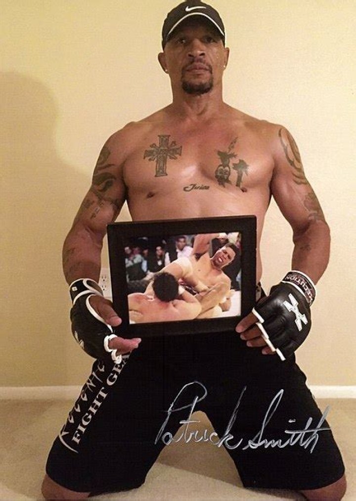 Patrick Smith Biography, Age, Height, Wife, Net Worth, Family