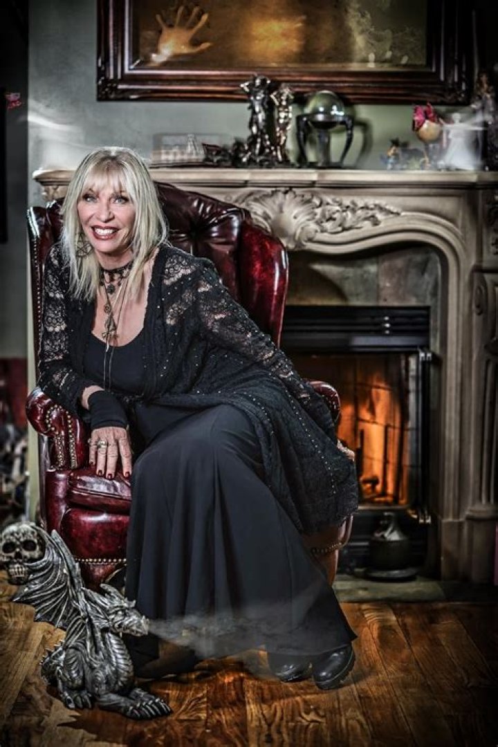 Patti Negri Biography, Age, Height, Husband, Net Worth, Family