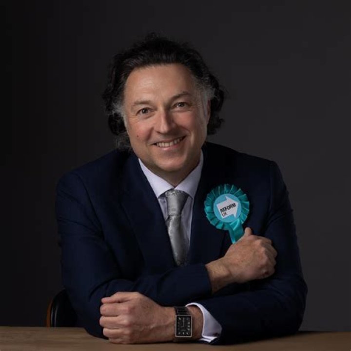 Paul Chamberlain Biography, Age, Height, Wife, Net Worth, Family