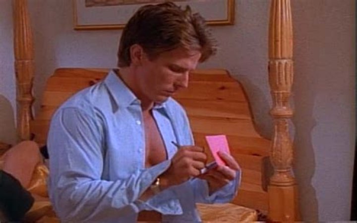 Paul Michael Robinson Biography, Age, Height, Wife, Net Worth, Family