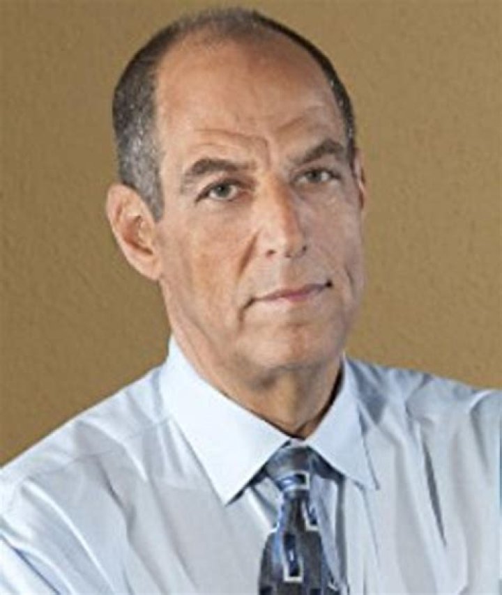 Paul Mones Biography, Age, Height, Wife, Net Worth, Family