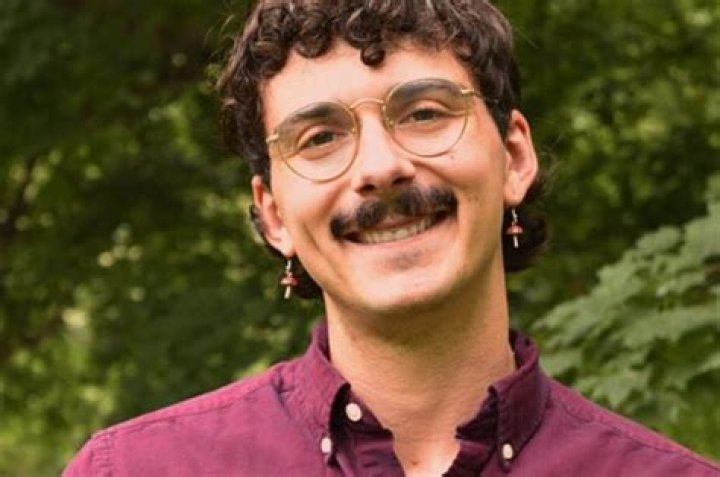 Paul Novak Biography, Age, Height, Husband, Net Worth, Family