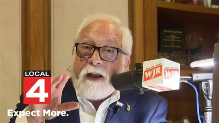 Paul W. Smith Biography, Age, Height, Wife, Net Worth, Family