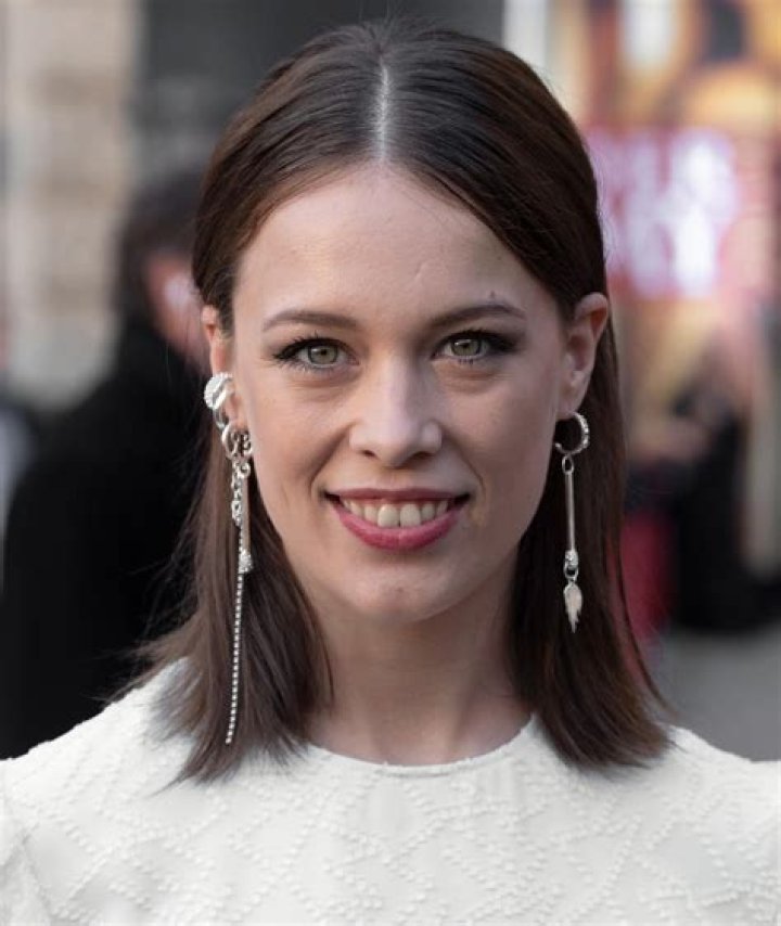 Paula Beer Biography, Age, Height, Husband, Net Worth, Family