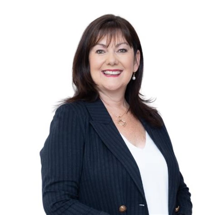 Paula Smith Biography, Age, Height, Husband, Net Worth, Family