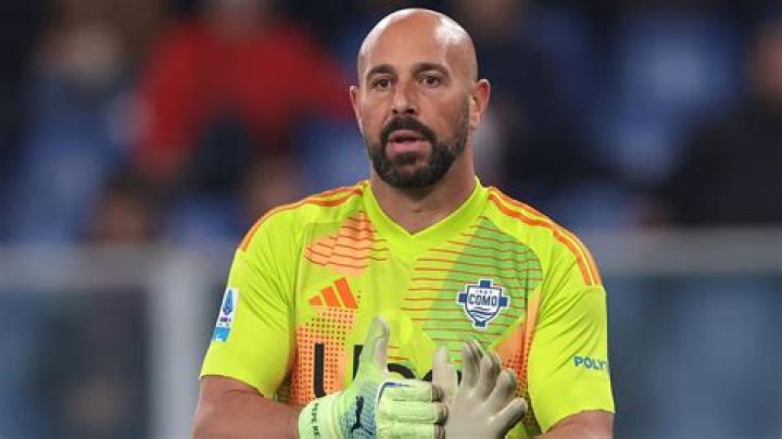 Pepe Reina biografía, edad, altura, esposo, net worth, familia