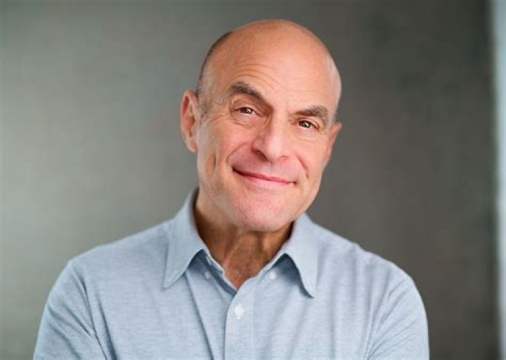 Peter Sagal biografía, edad, altura, esposo, net worth, familia