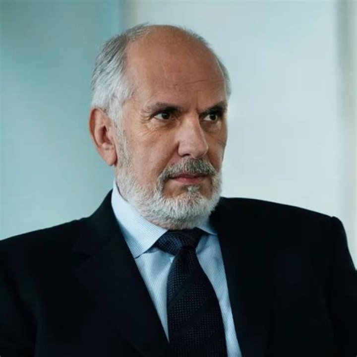 Phillip Price Biography, Age, Height, Wife, Net Worth, Family